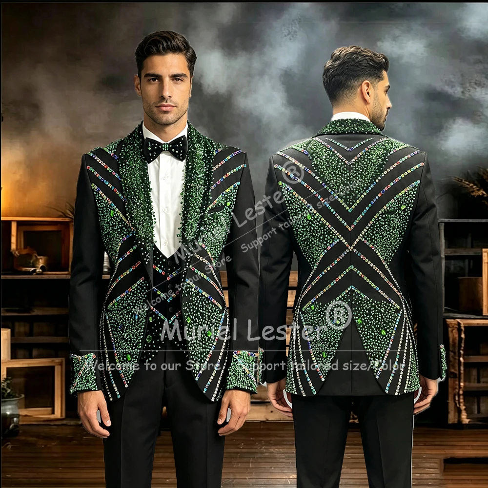 Attractive Man Chic Tuxedo Suit For Wedding Sparkly Crystals Sequin Stone Groom Wedding Prom Blazer Customized 3 Piece Attire