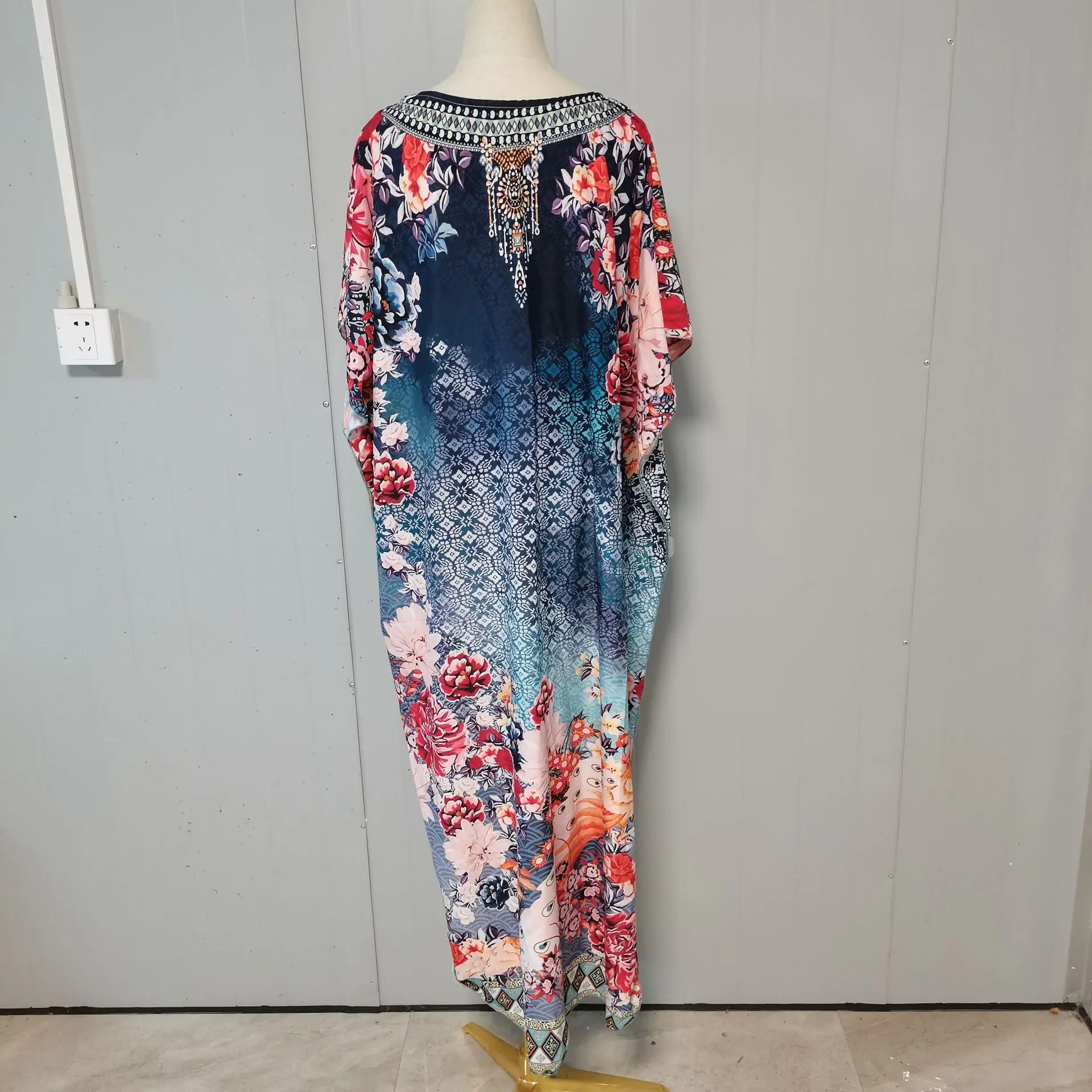 Sukienki Kaftan dla kobiet Plus Size strój kąpielowy zakrywają Kaftan Maxi tunika plażowa kostium kąpielowy