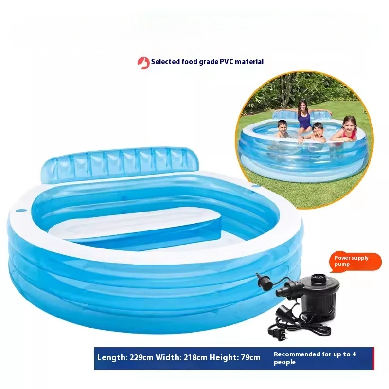 Letnia dmuchana zjeżdżalnia wodna na zewnątrz, basen, kreskówkowa zabawa, rozpryskiwanie wody, rodzinny basen, zabawa w wodzie dla dzieci.