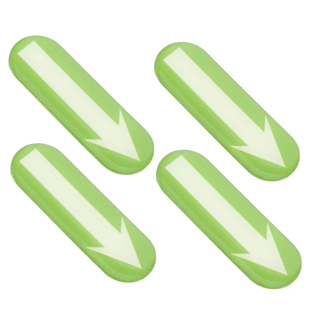 4Pcs Glow in The Dark Arrow Decals Luminous Direction Indicators for Cars Homes Offices New Driver Positioning Assistance