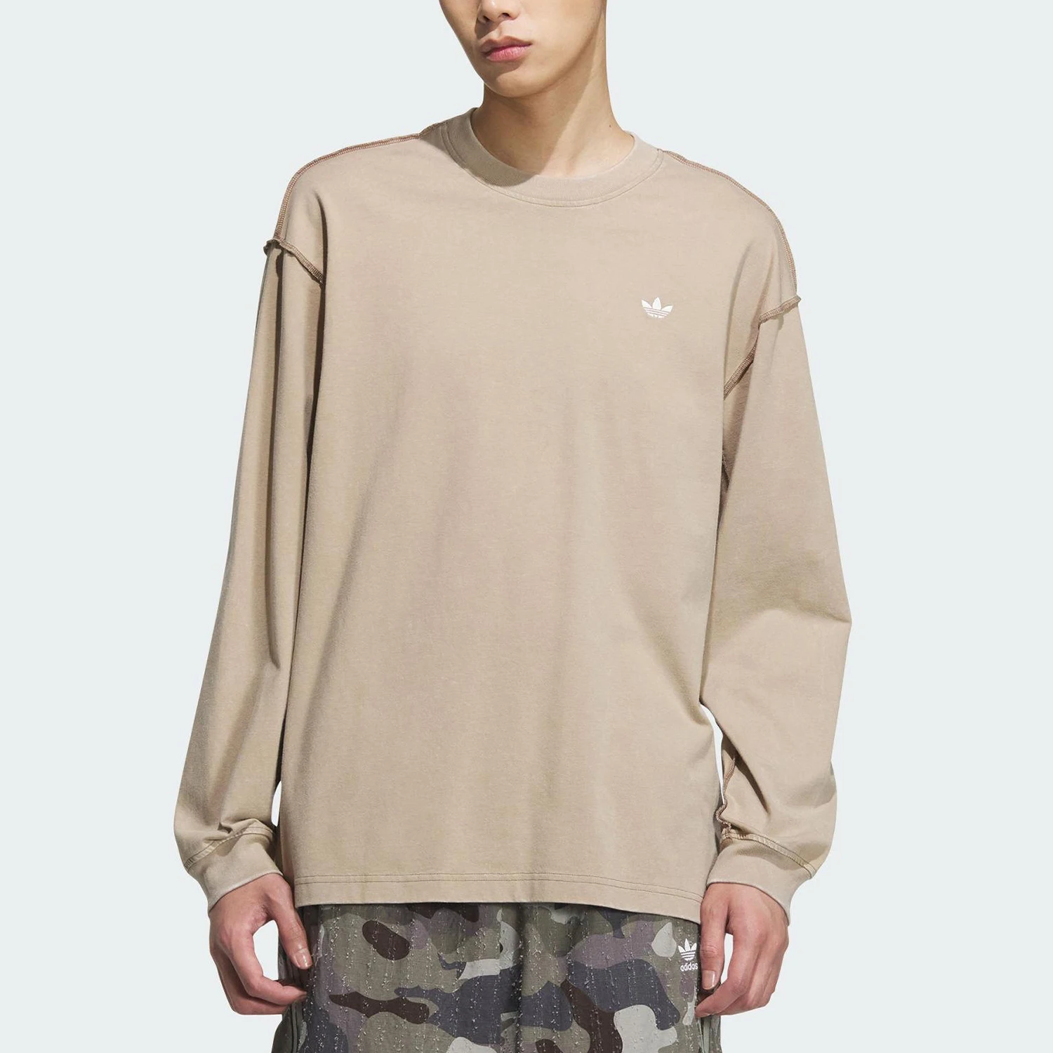 

Adidas genuine Three Stripes Unisex Patterned Casual Long Sleeve KC1431