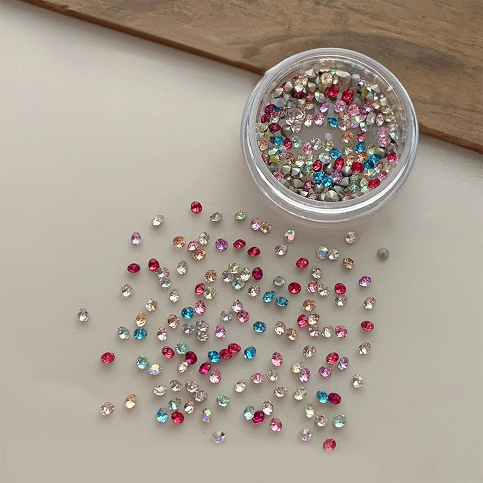 50/100 Uds. Diamantes de imitación de cristal con parte inferior puntiaguda 3D brillantes para decoración de uñas, dijes de uñas coloridos, piedras preciosas para decoración DIY