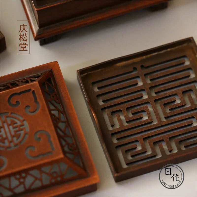 Su  Copper Furnace Master Hu Qingsong's Double Layer Ice Plum Seal Incense Bu, Purple Dao