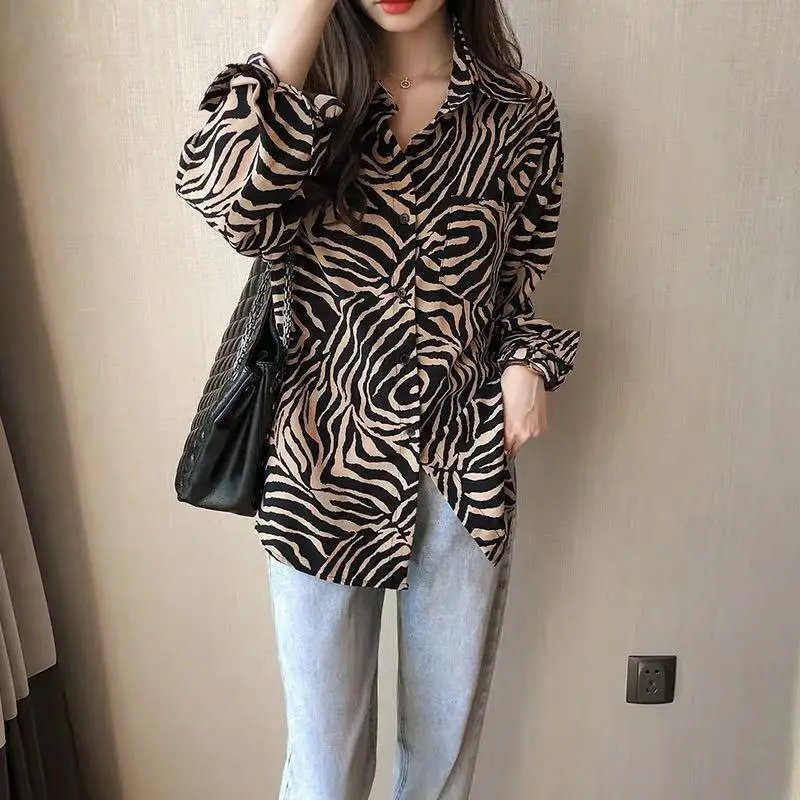 Long-sleeved Striped Shirt Women\'s Jacket Blouse 2024 Fashion Retro Zebra-stripe Turndown Collar Loose Shirts Blouses Women