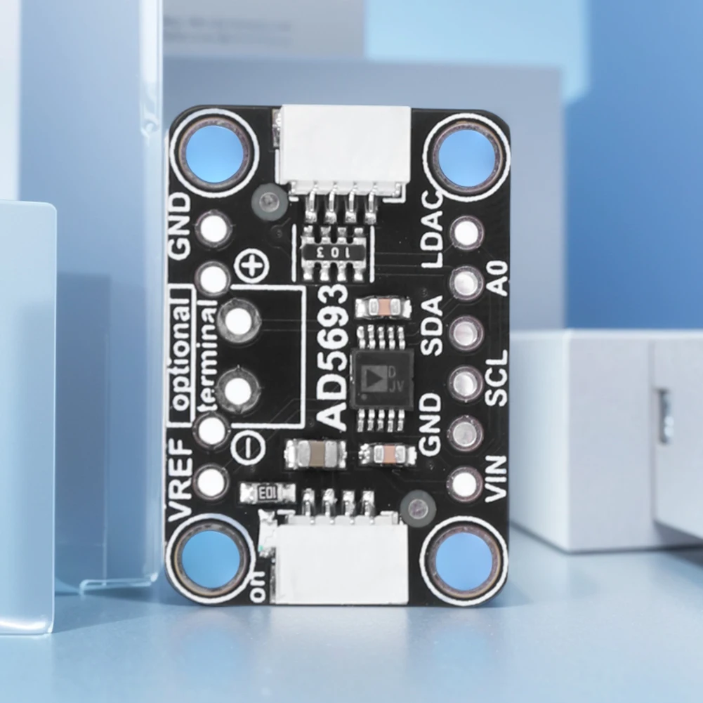 AD5693R I2C DAC Breakout Module 16-Bit DAC I2C Development Board Compatible with STEMMA QT Qwiic