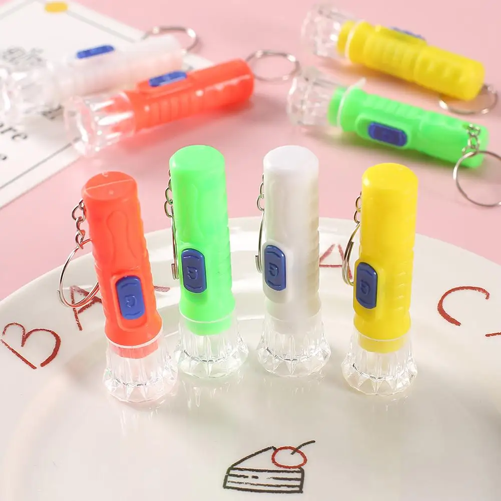 1Pc Random Color Mini LED Keychain Flashlight Portable Convenient Flashlight Child's LED Small Plastic Crystal Transparent E9R0