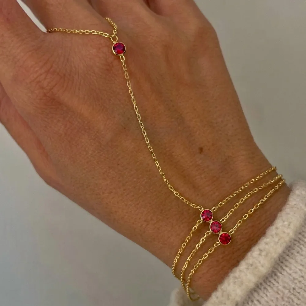 Simple Refined Gold Toned Chain Round Colorful Zircon Grid Finger Connected Hand Bracelets for Women Beach Travel Outfit Jewelry