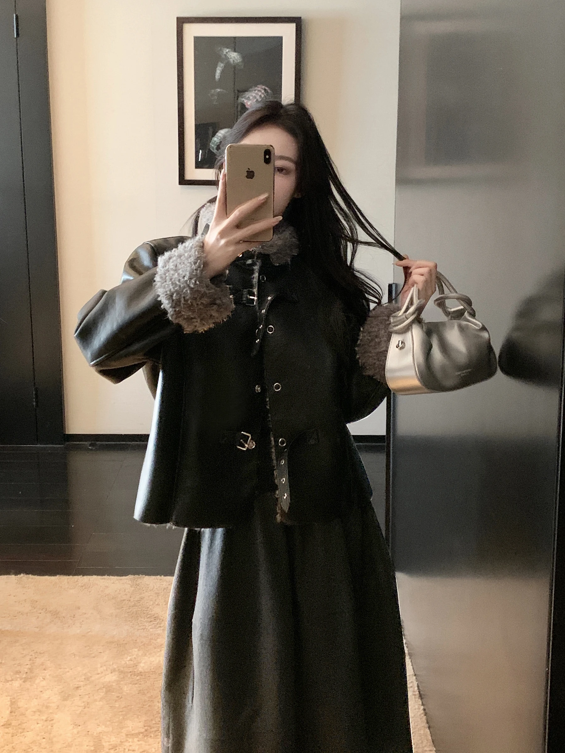 Buou 레트로 블랙 퍼 가죽 바이커 재킷 여성용 숏 코트 고급스러운 느낌의 패셔너블한 여성 아우터웨어