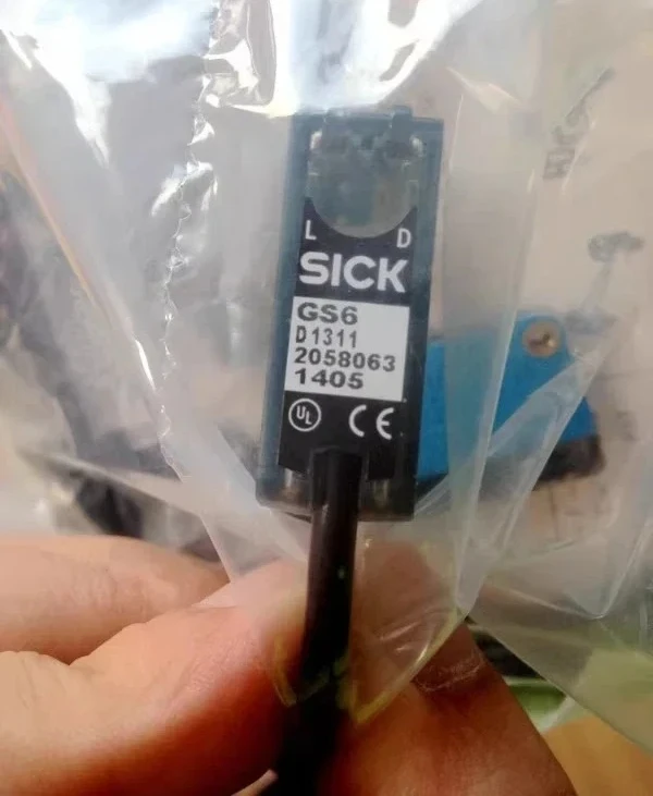 

German SICK photoelectric sensor GSE6-N1111, item number 1052449