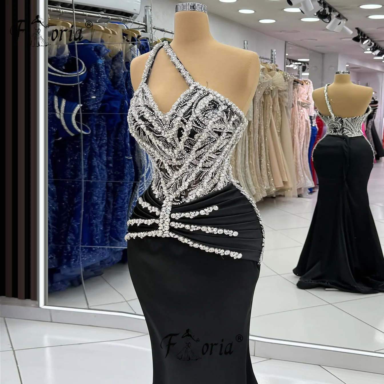 Elegant Black Across Heckline Mermaid Party Dress Major Silver Crystal Evening Prom Event Dresses Sexy Customized Cocktail Dress