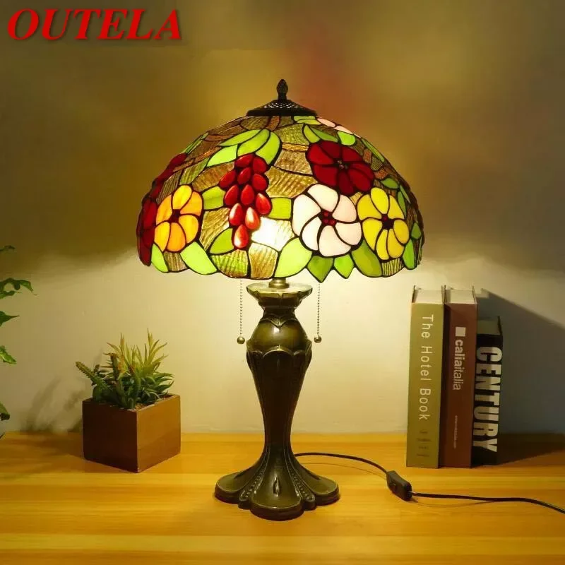 

OUTELA Tiffany Table Lamp American Retro Living Room Bedroom Lamp Luxurious Villa Hotel Stained Glass Desk Lamp