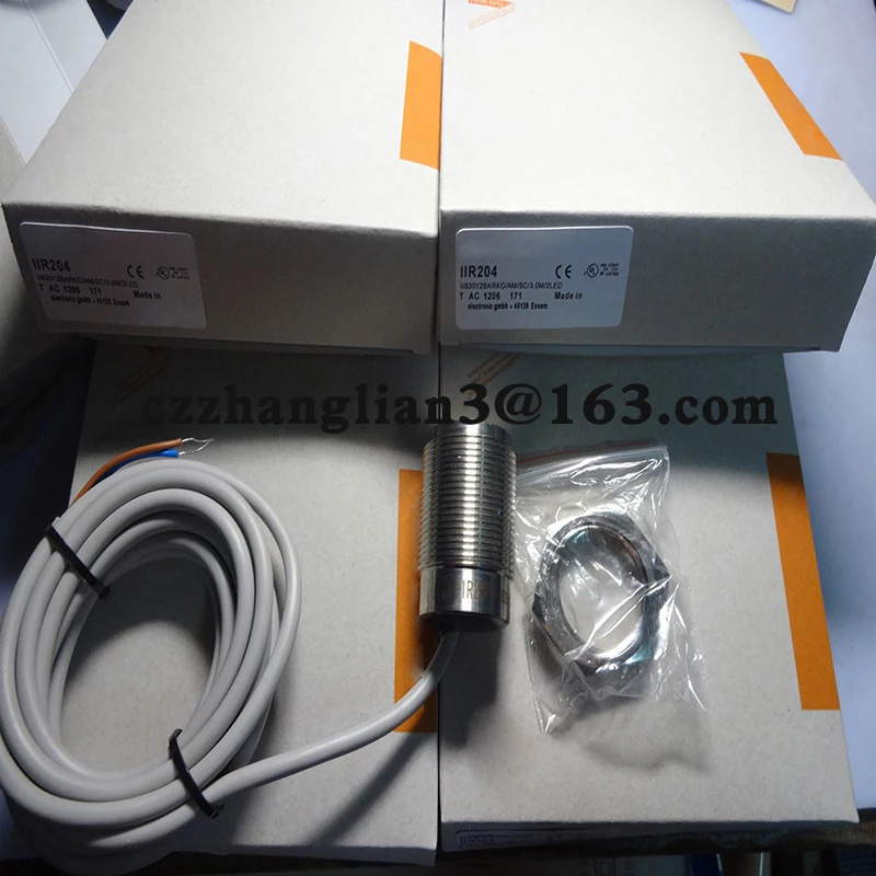 New proximity switch sensor IIR203 IIR204 IIR205 IIR206 IIR207 IIR212 IIT228 in stock