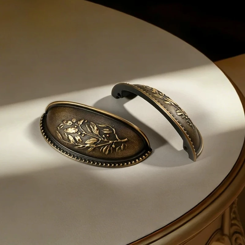 

Винтажная ручка для ящиков и дверец, антикварная бронзовая ручка для шкафов, латунная ручка-кнопка, американская французская ручка-ракушка класса люкс с двумя отверстиями