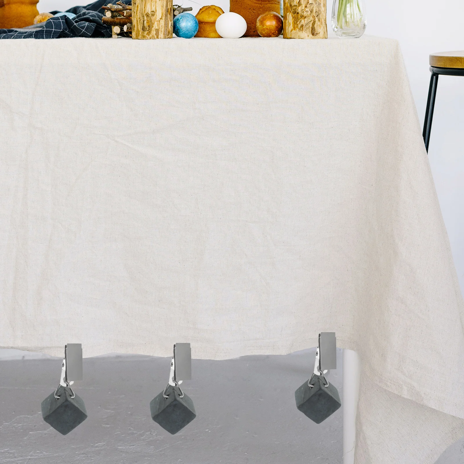 

4Pcs Anti Wind Tablecloth Clips Stone Weights with Metal Clamps for Outdoor Garden Patio Picnic Party Decorative Fixing Solution