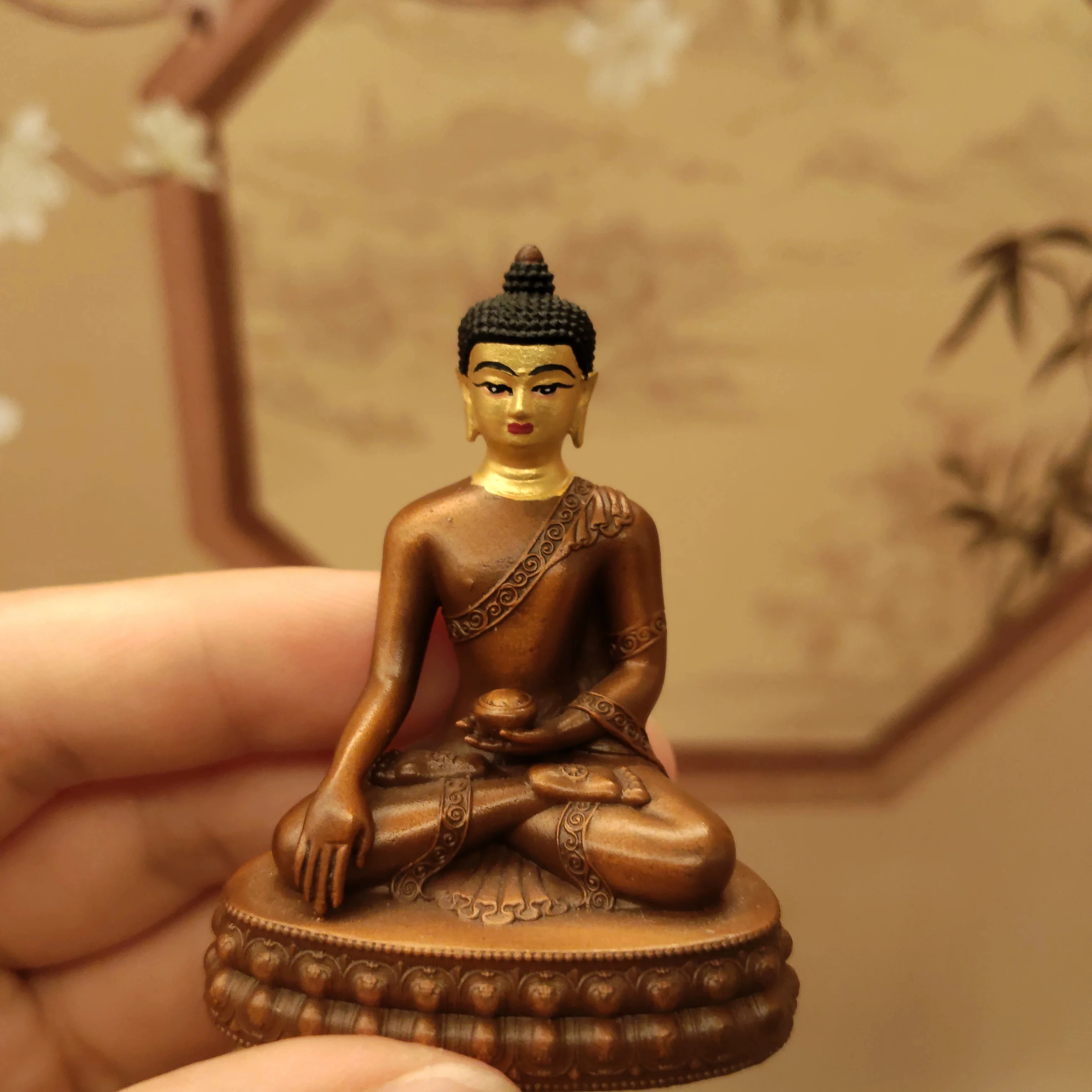 Tibetan Vajrayana Red Antique Copper Shakyamuni Buddha Small Statue 5cm Home Car Office Altar Blessing