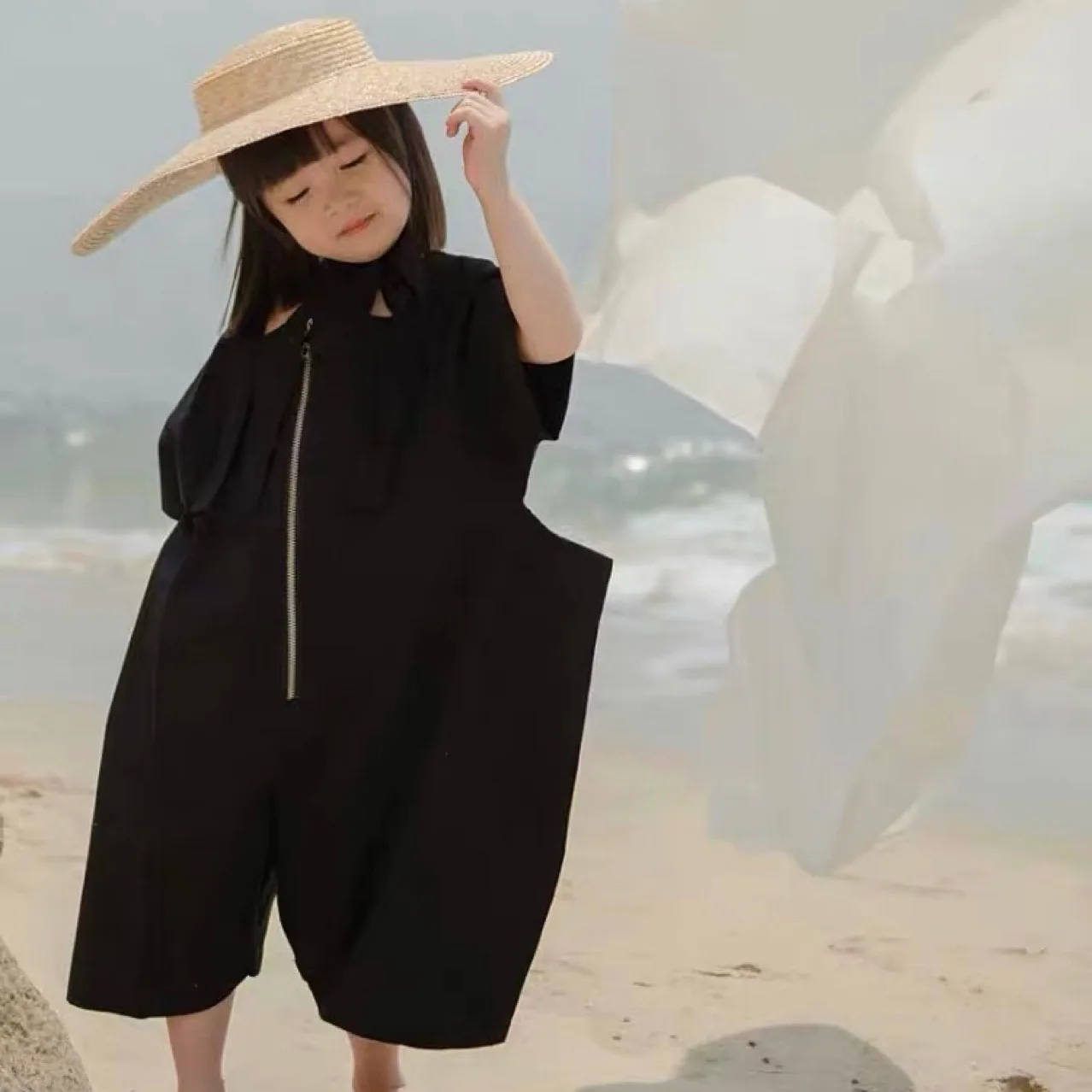 Girls Ins Catwalk Classic Big Brim Straw Hat Vintage Fashion Lace Kids Beach Sunscreen Straw Hat Oversized Brim Straw Sun Hat