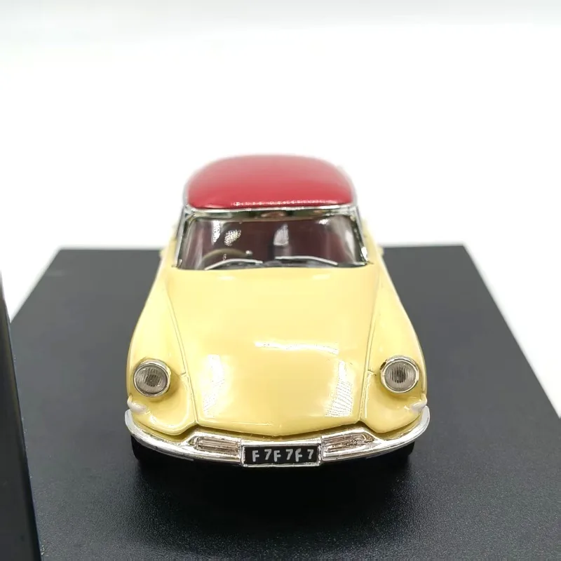 Simulation Alloy Car Model Finished Product Collection Classic Ornament Brand New Simulation Car Model with Packaging