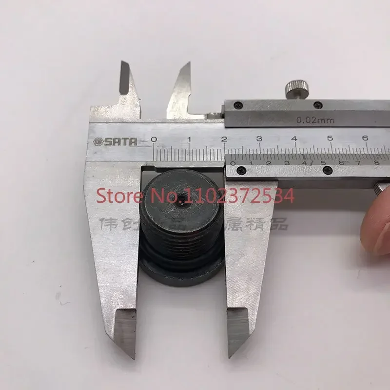 Excavator 55/60-7 Yangma 4TNV94/98 engine accessories excavator oil pan drain screw
