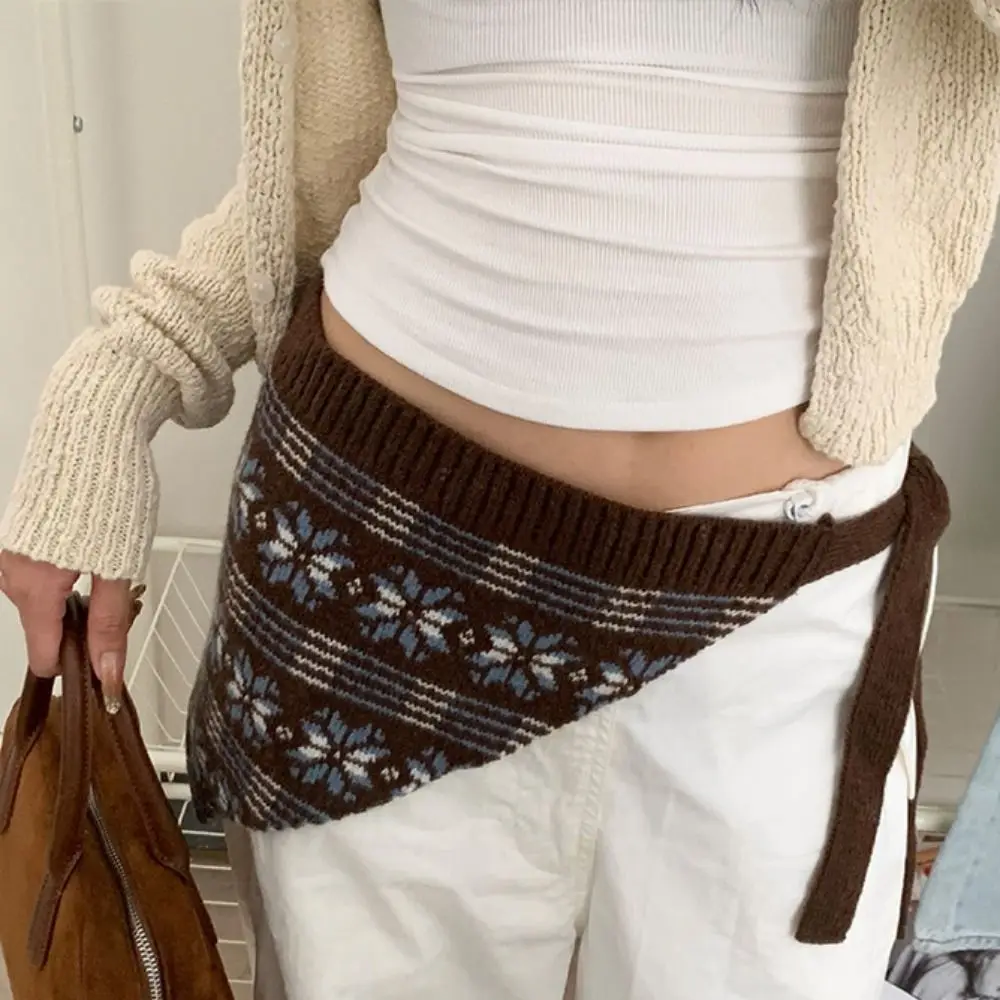Elegant Bohemian Turban Knitted Triangle Headscarf Vintage Printed Apron Wrap Cummerbund Warm Ethnic Style Waist Band Streetwear view 3