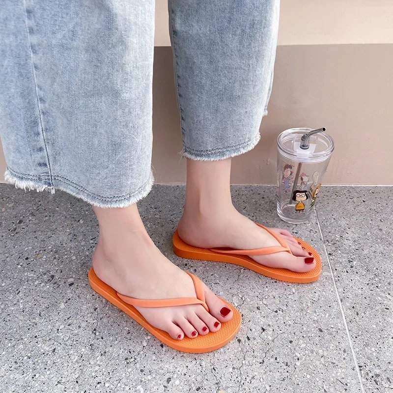 Women Summer Flip Flop Slippers Antiskid Bathroom Bathing Beach Beach Plywood Summer Cool Slippers Non-slip Breathable Fashion