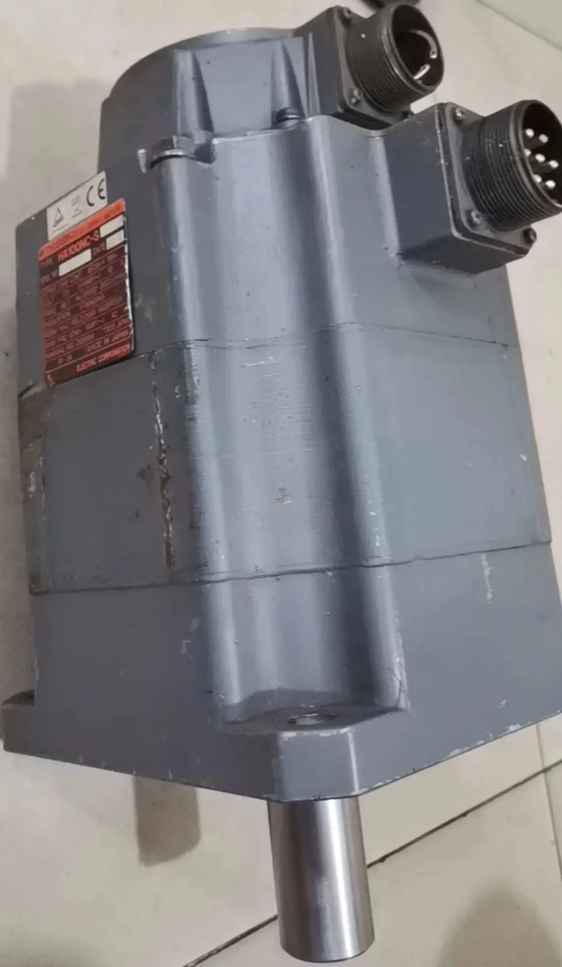 Servo motor usado HA100NC-S, HA100NC S, envio rápido