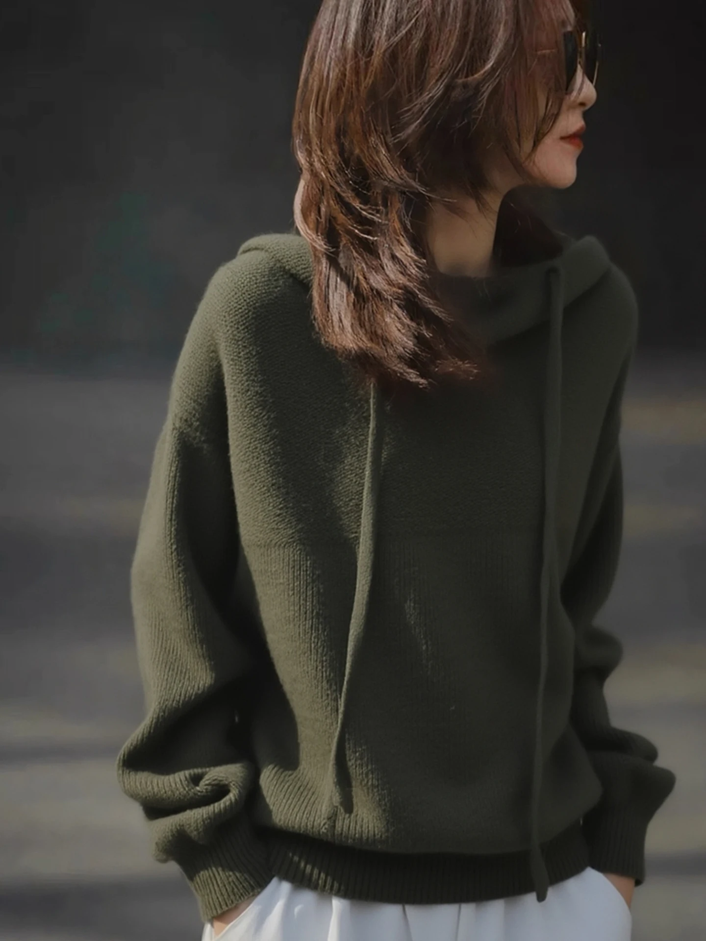 

Ladies' Sli Long Sve Knitted Sweater Hooded All-Match Winter Faion Casual Comfortable V-Ne Woolen Top Women's Clothes