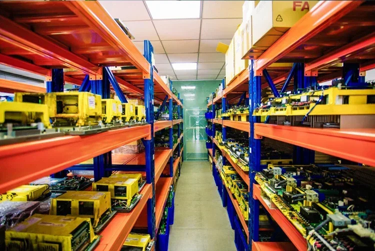 High quality KRC4 KUKA 00-195-841 robot CCU board kuka robot 00.228.327