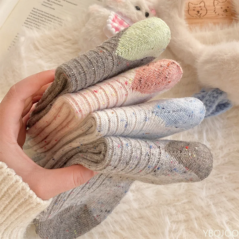 

4 pairs Autumn Winter Women's Fashion Versatile Long Socks Warm Middle Socks Casual Comfortable Women's Socks