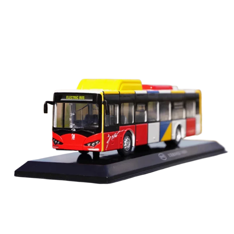 نموذج حافلة المدينة الكهربائية BYD K9 قابل للجمع 1:64 مصنوع من خليط معدني K8 مدرب كهربائي نقي مع قاعدة لعرض الهدايا