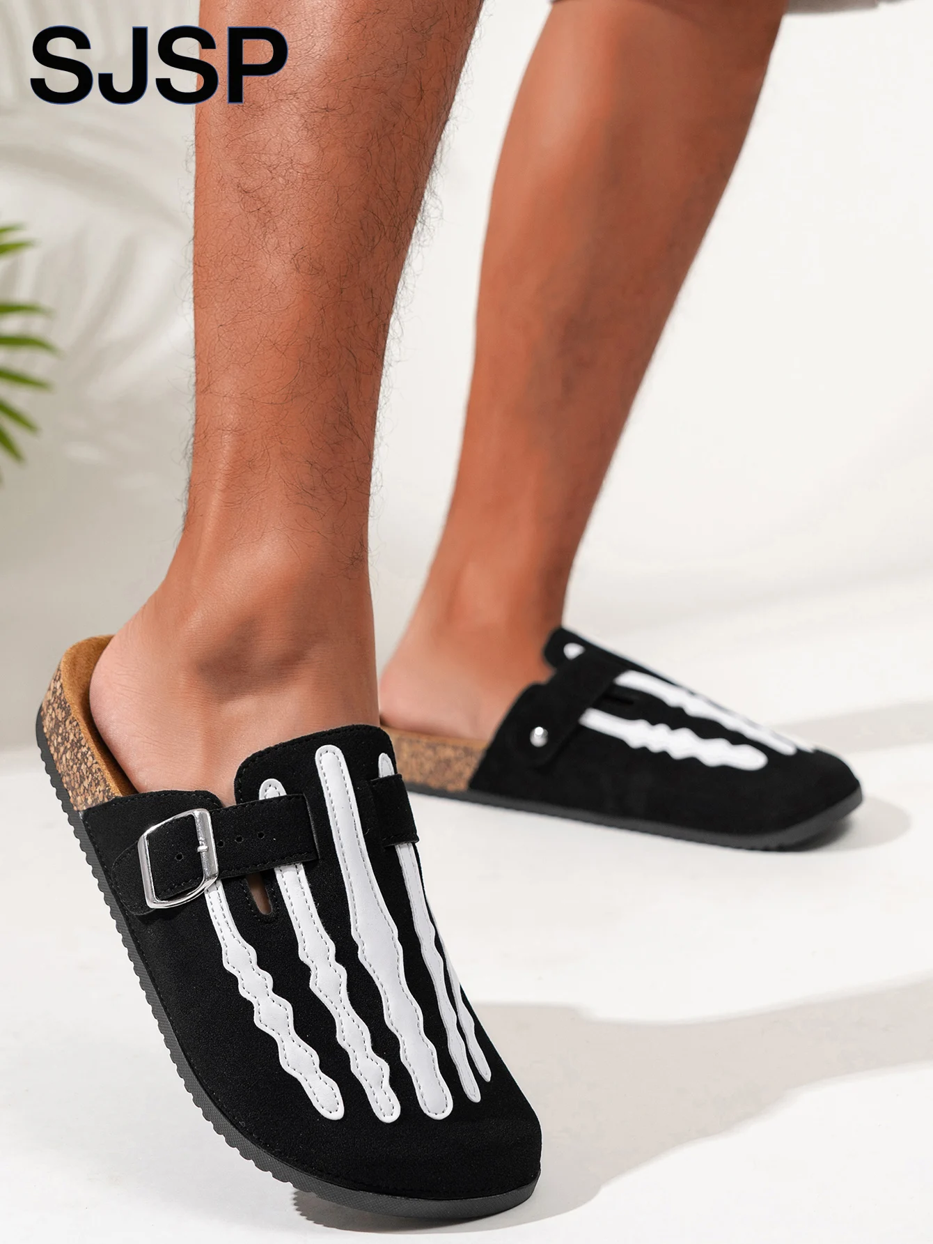 Neue Herren-Halbsandalen mit Skelett-Motiv, trendiger Halloween-Design, zum einfachen Anziehen, mit niedrigem Schaft und Riemenverschluss, geeignet für den Innen- und Außenbereich, für Frühling, Sommer und Herbst, einzigartiges Street-Style-Design, schlichte Sandalen, perfekt für Spaziergänge und entspannte Urlaubsreisen. – Detail 5