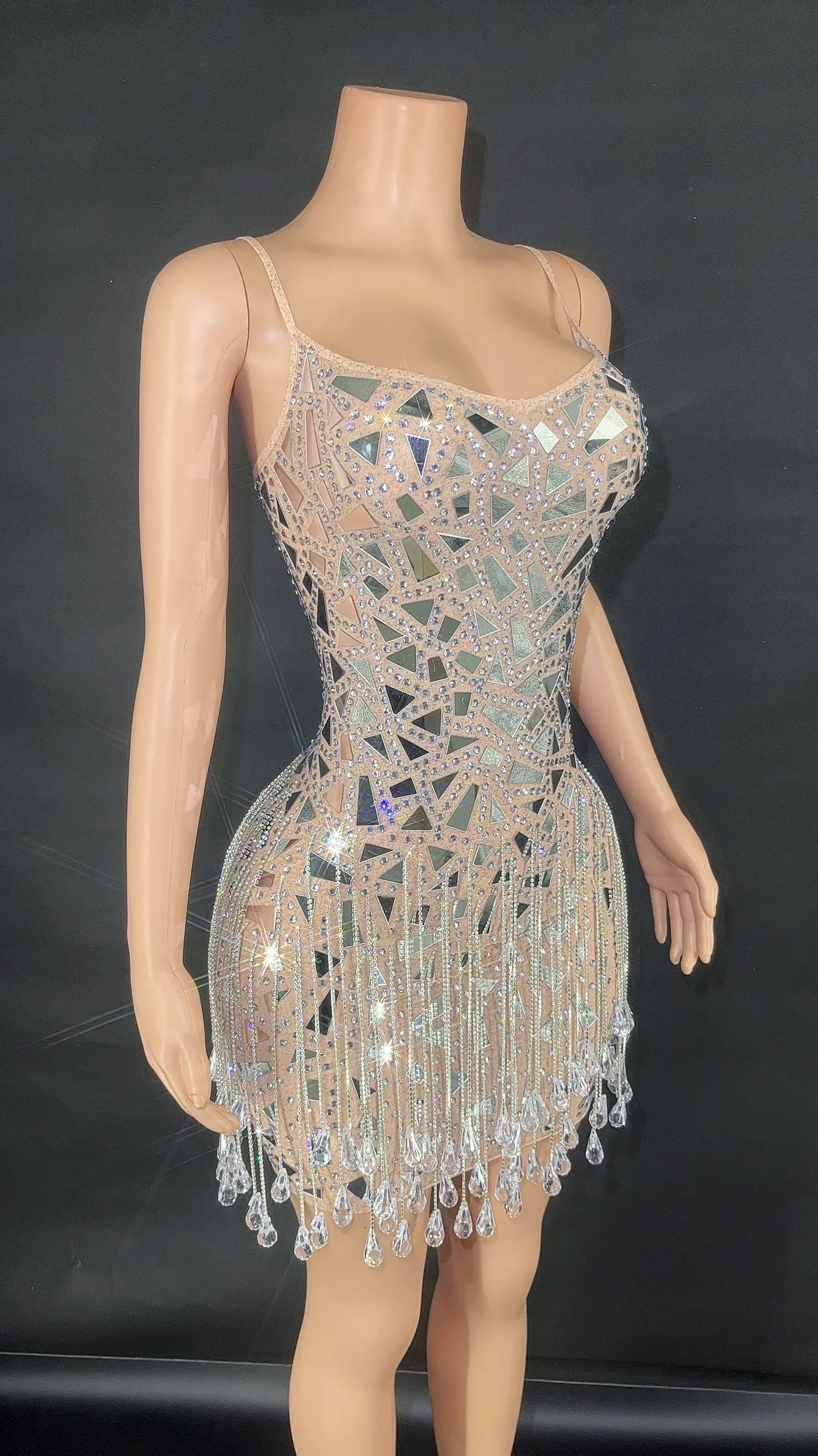 Robe en dentelle transparente à manches courtes avec pompons personnalisés, maille, haute élasticité, paillettes, sexy, robe de soirée serrée, robe de performance sur scène, nouveau