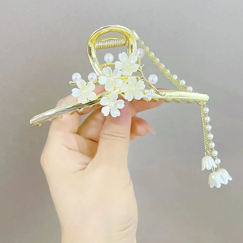 

Ancient wind Cherry blossoms tassel catch clip large back of the head hairpin 2022 new female clip headwear hairpin shark clip