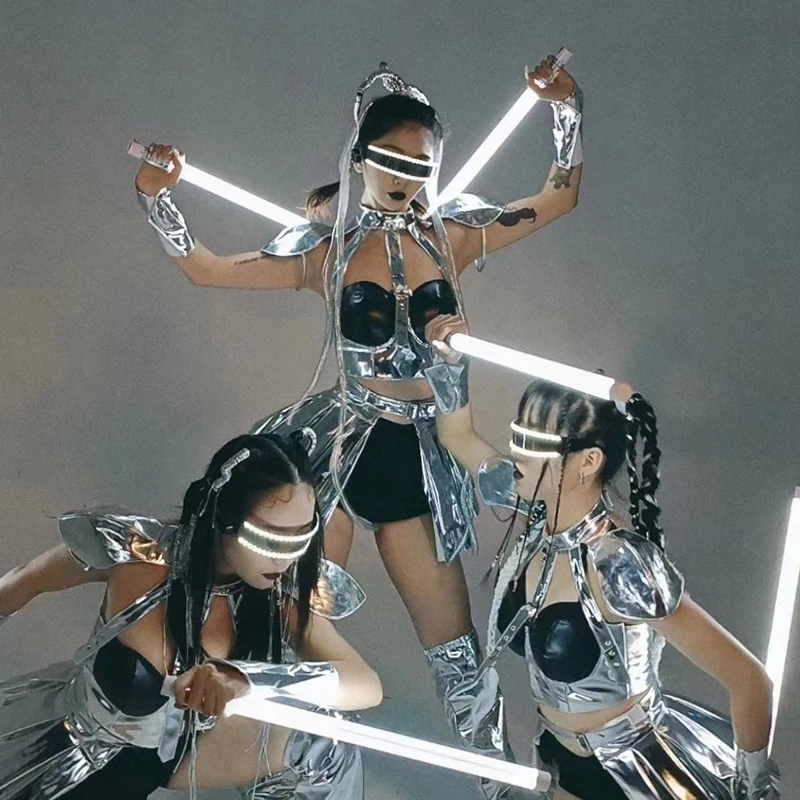 실버 퓨처 센스 재즈 댄스 의상 Kpop 의류 나이트 클럽 바 고고 댄서 무대 의류 파티 축제 레이브 복장 yj289