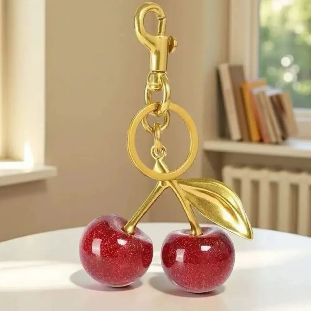Modische und niedliche Kirsch-Schlüsselanhänger-Accessoires, vielseitige Rucksackdekorationen, die als Geschenk geeignet sind