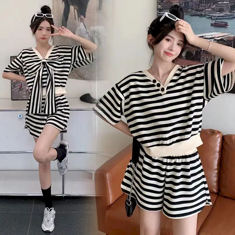 Fashion Black White Striped T Shirt Shorts Two Piece Suit Women Bow V-neck Short-sleeved T-shirt Summer Loose Comfortable Shorts