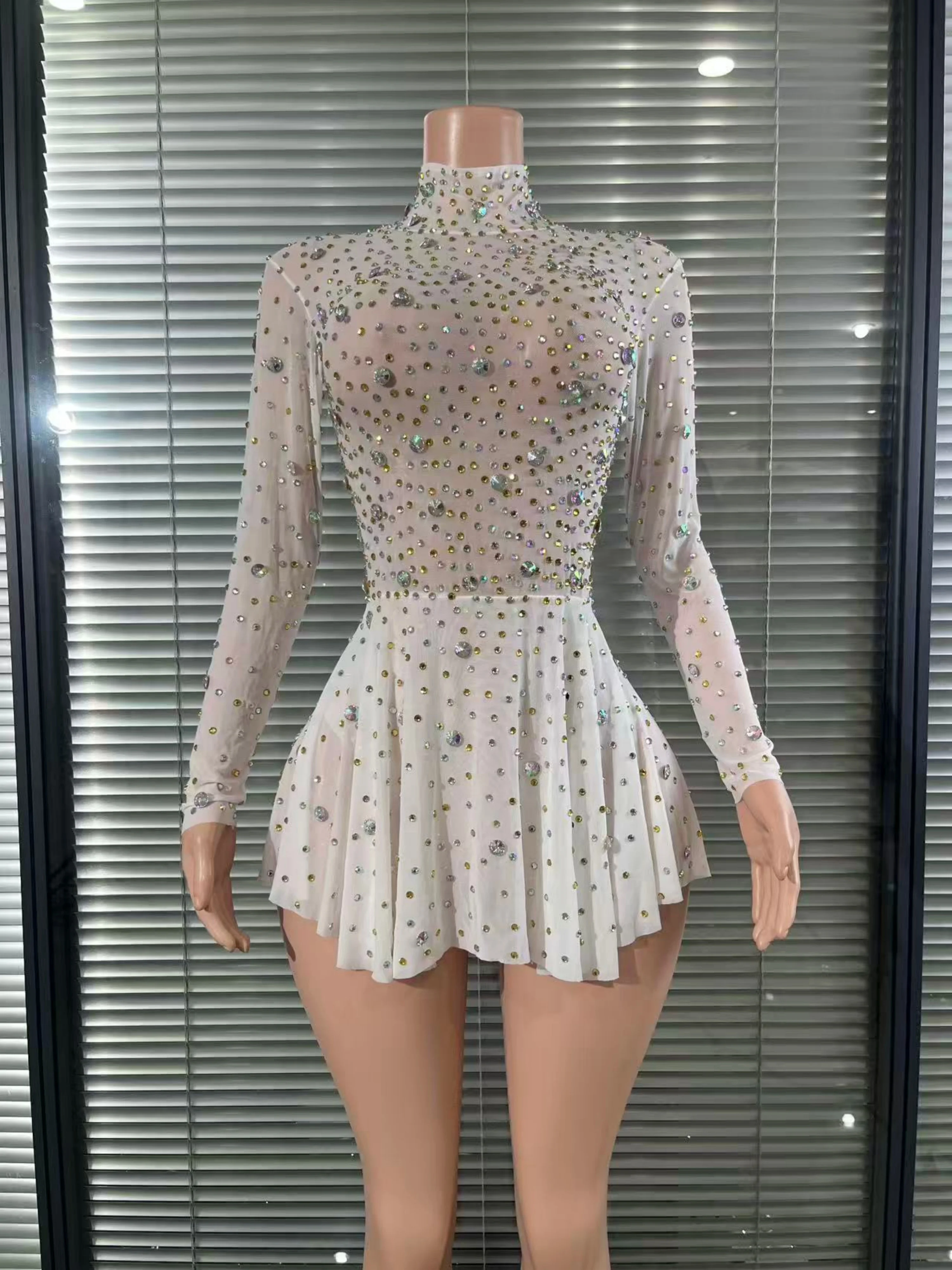 

Гламурное белое сетчатое прозрачное платье-боди со стразами и длинными рукавами, женское вечернее платье для дня рождения, ночного клуба, сценического выступления