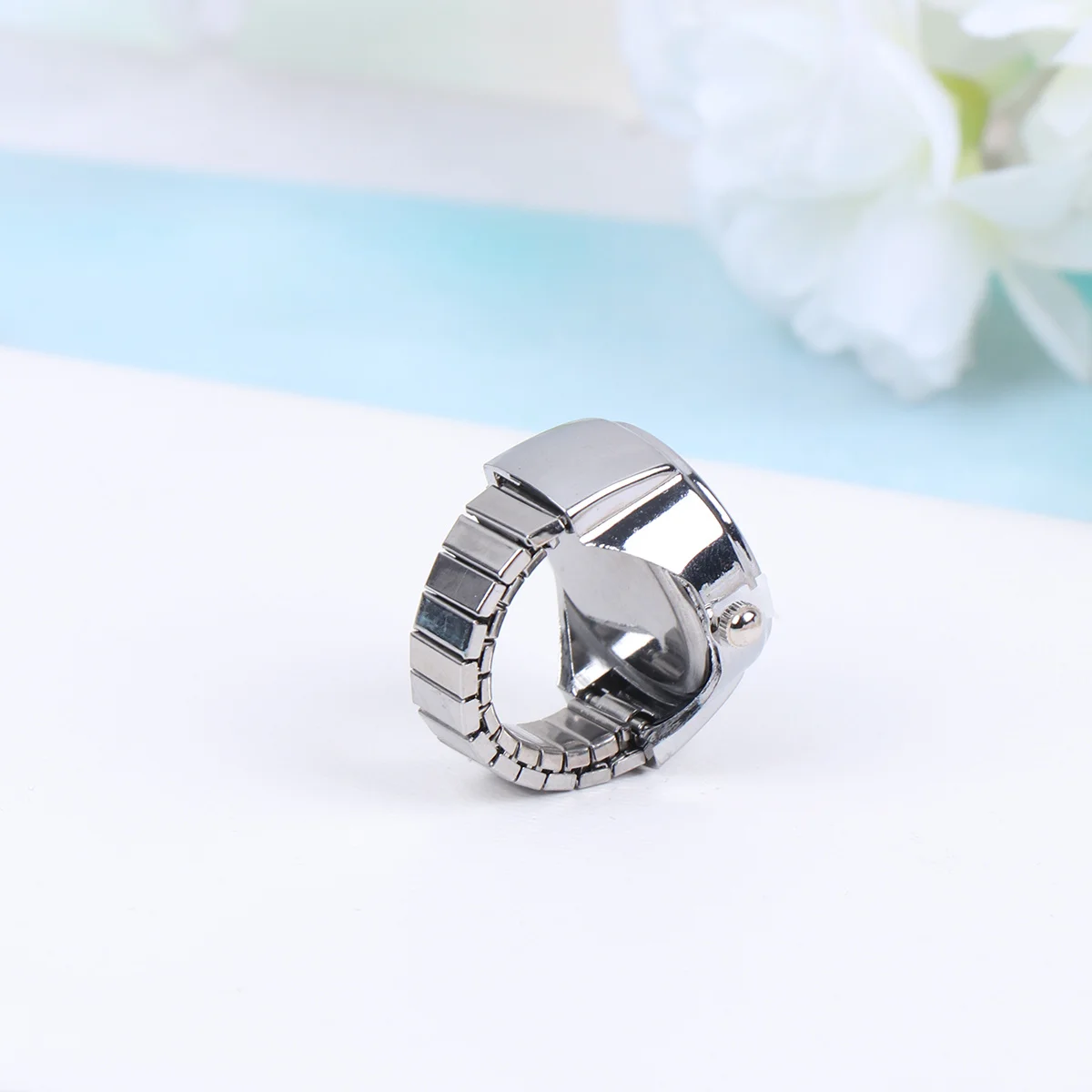 

2Pcs Creative Ring Watches Stylish and Personalized Decor Big Numbers Clear Time Display Perfect Gift for Kids Friends