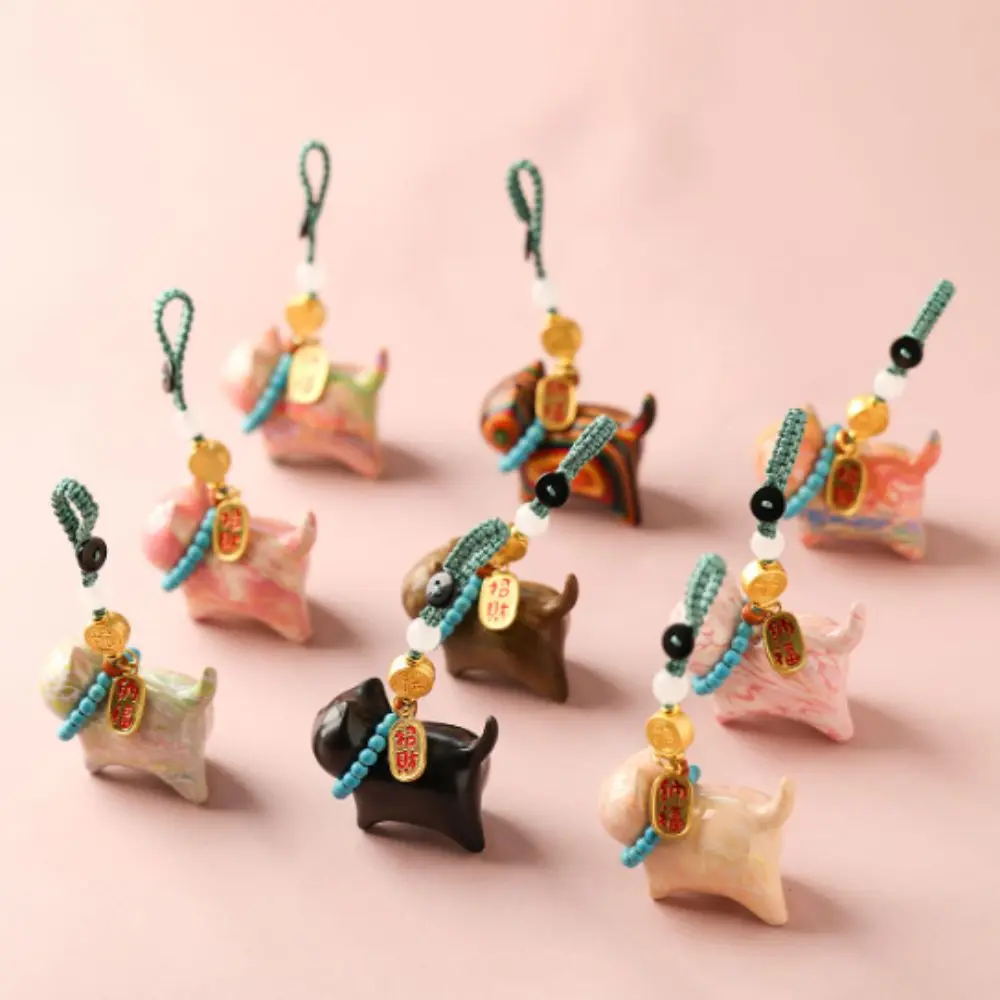 Carved Sandalwood Lucky Cat Keychain Anti-lost Fastener Wood Texture Fortune Cat Pendant Hand-finished Details Woven Lanyard