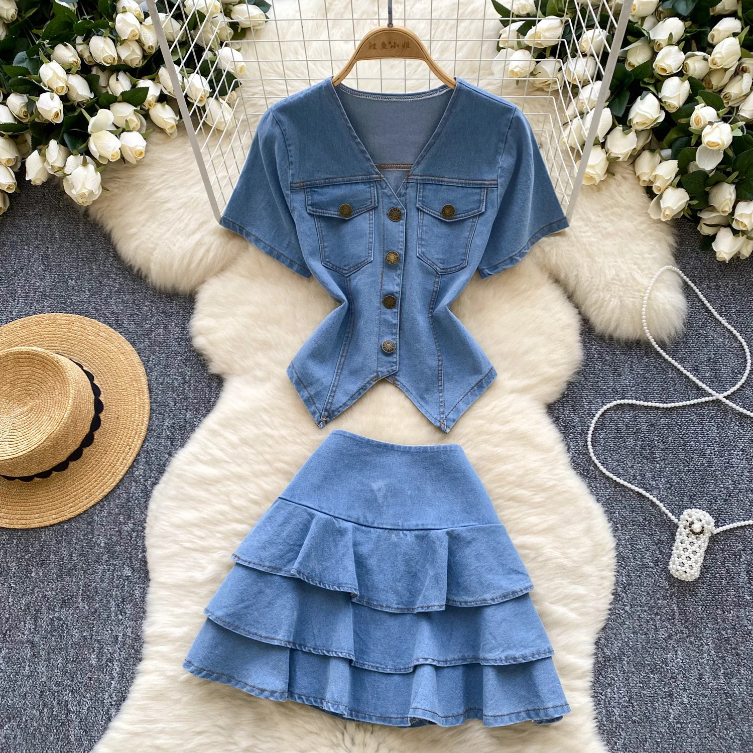 

Hong Kong Style Retro Cowboy Two-piece Set.Women Summer Slim V-neck Short-sleeved Single-breasted Top High-waisted Ruffled Skirt