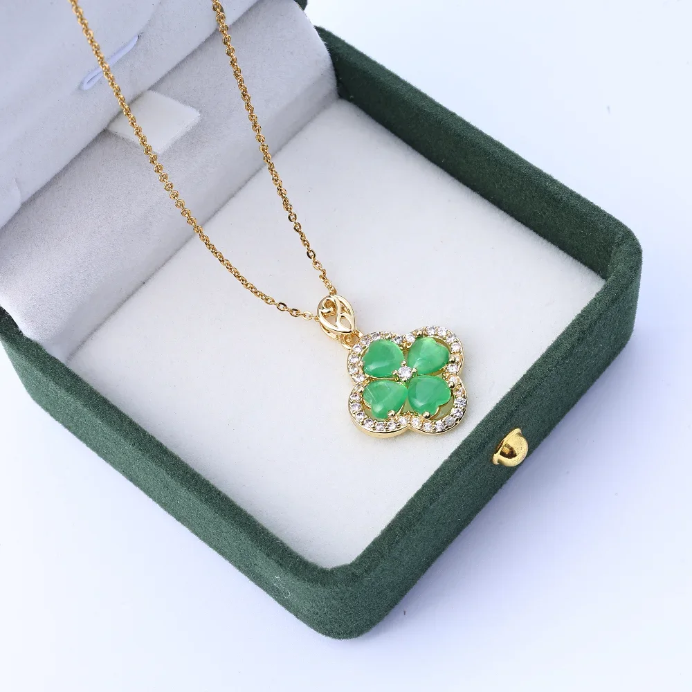 قلادة جميلة للرجال والنساء - قلادة مطعمة صغيرة من فولاذ التيتانيوم على شكل زهرة خضراء مكونة من أربع أوراق شجر، أحدث هدية على الموضة من Tiktok، #2