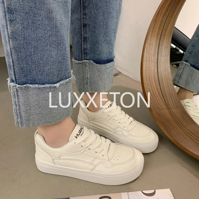 Women Leather Vulcanized Shoes Spring and Autumn New Fashion White Breathable Women Casual Lightweight Thick Soled Sports Shoes