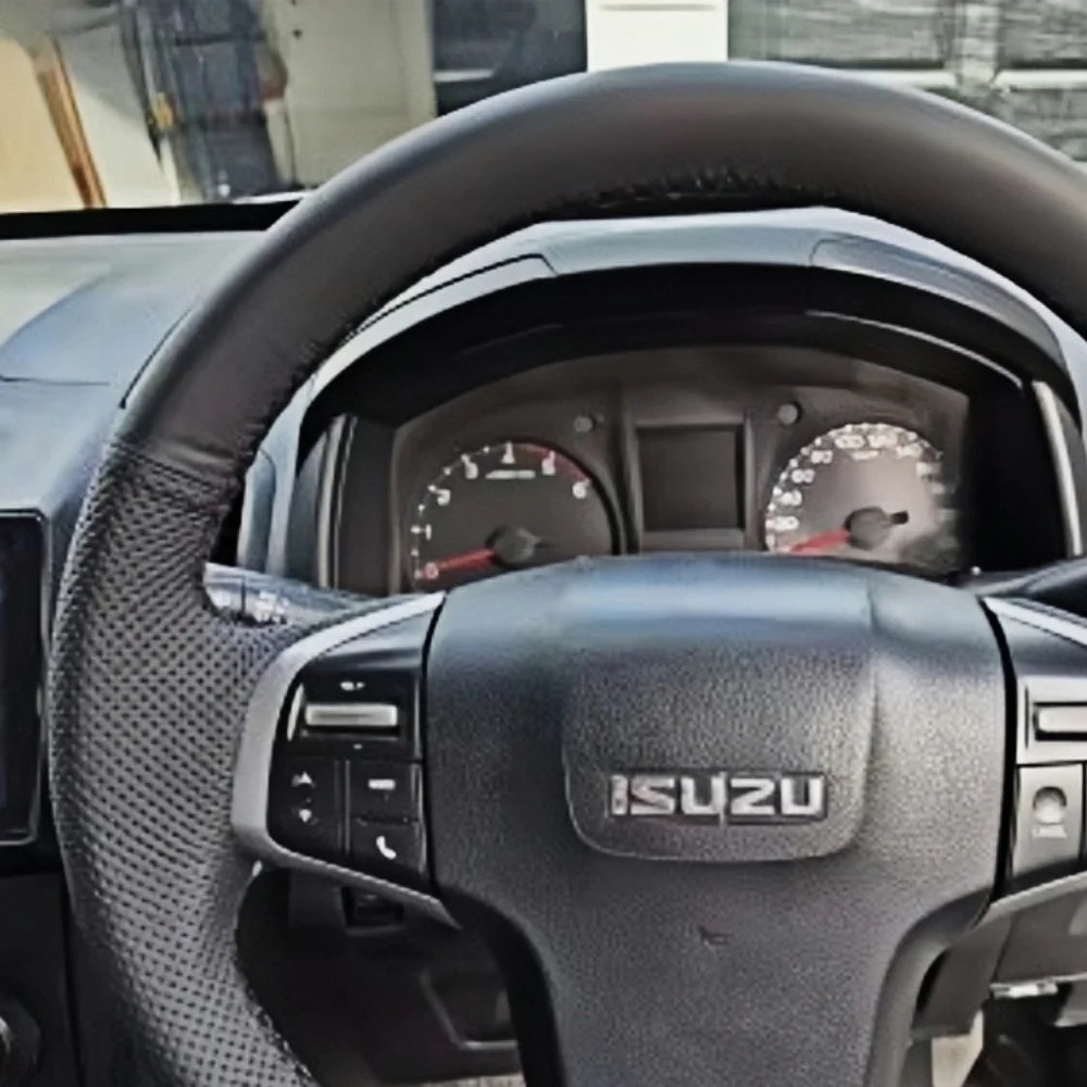 Customization Hand Sewing Microfiber Leather Non-Slip Car Steering Wheel Cover Accessories For Isuzu D-Max MU-X 2013-2020