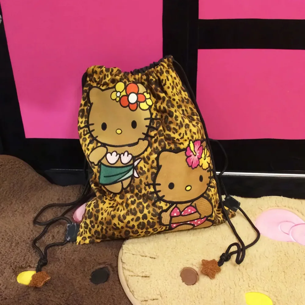 Cartoon Backpack 2024 New American Retro Large Capacity Drawstring Leopard Backpack Travel Versatile Casual Girl Gift HelloKitty