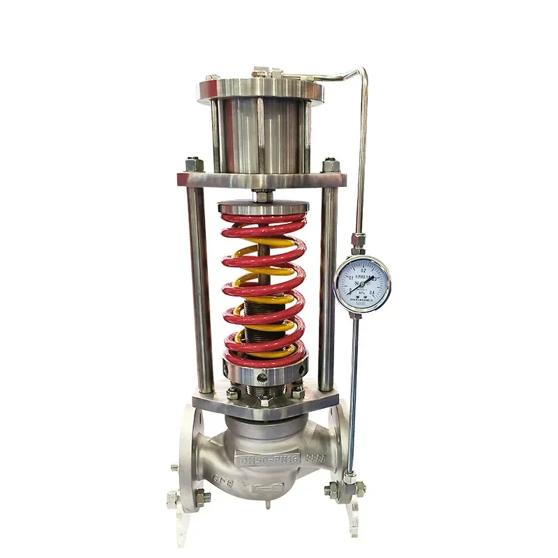 Self-operated pressure regulator, quick-opening flow, equal percentage flow characteristics