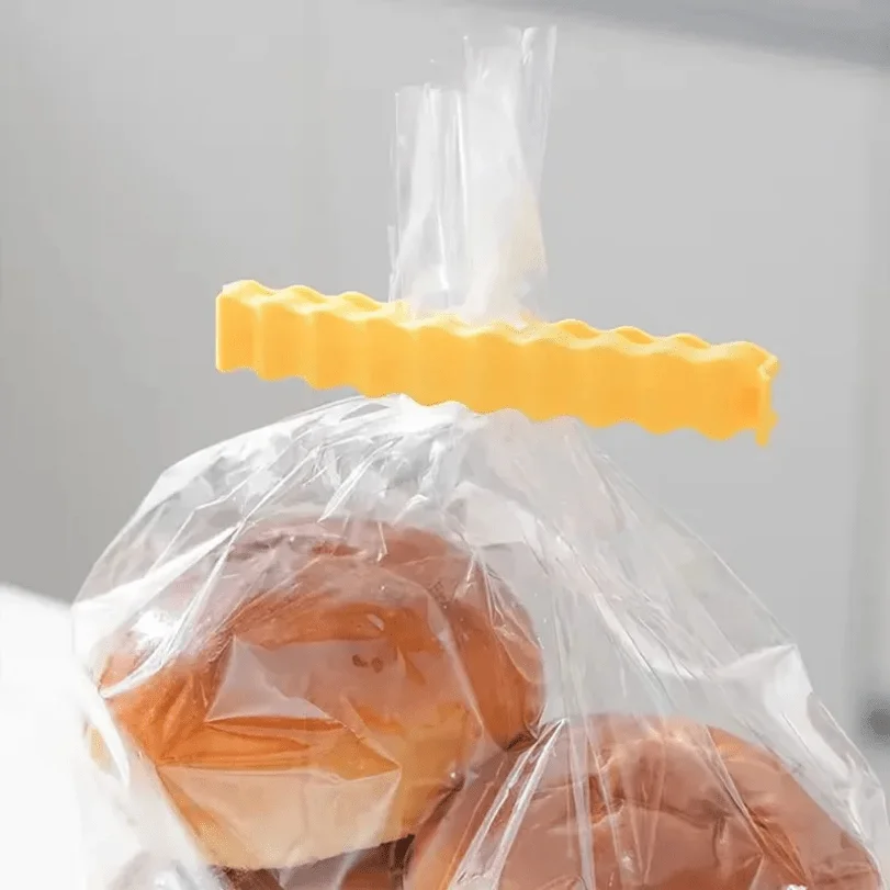 Potato Shaped Portable Kitchen Storage Food Snack Seal Bag Clips Sealer Clamp ABS Magnetic Tool Refrigerator Magnet Wholesale