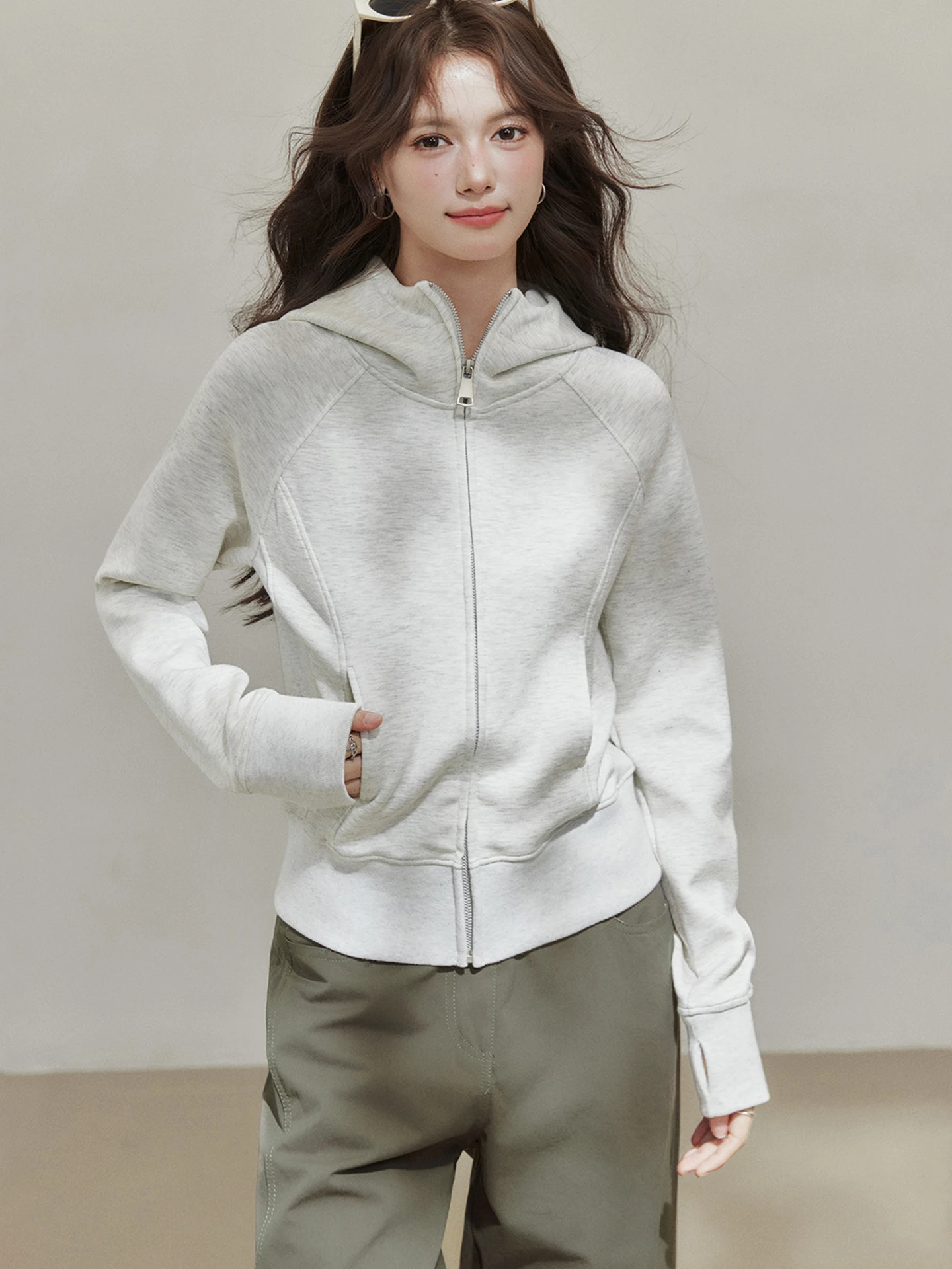 Cardigan à capuche avec fermeture éclair pour femme, couleur longue, Sve, Simple, luxe, sensation haut de gamme, vêtements d'extérieur, tendance, Unique, automne hiver