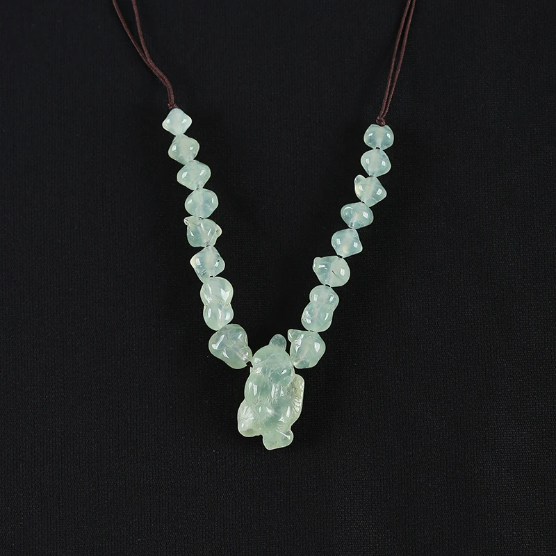 Natural Irregular Prehnite Necklace Stone Beaded For Women Gift Gemstones Choker Jewelry  34x18x12mm 32g