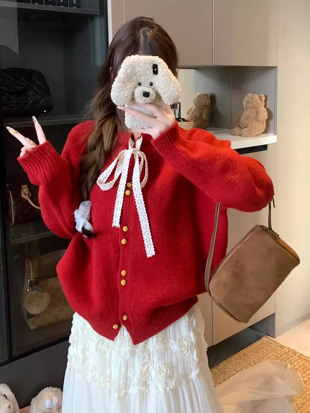 Suéter de punto rojo de manga larga para mujer, talla grande, suave y esponjoso, adelgazante, ropa de abrigo de invierno, cárdigan cómodo para mujeres con curvas.