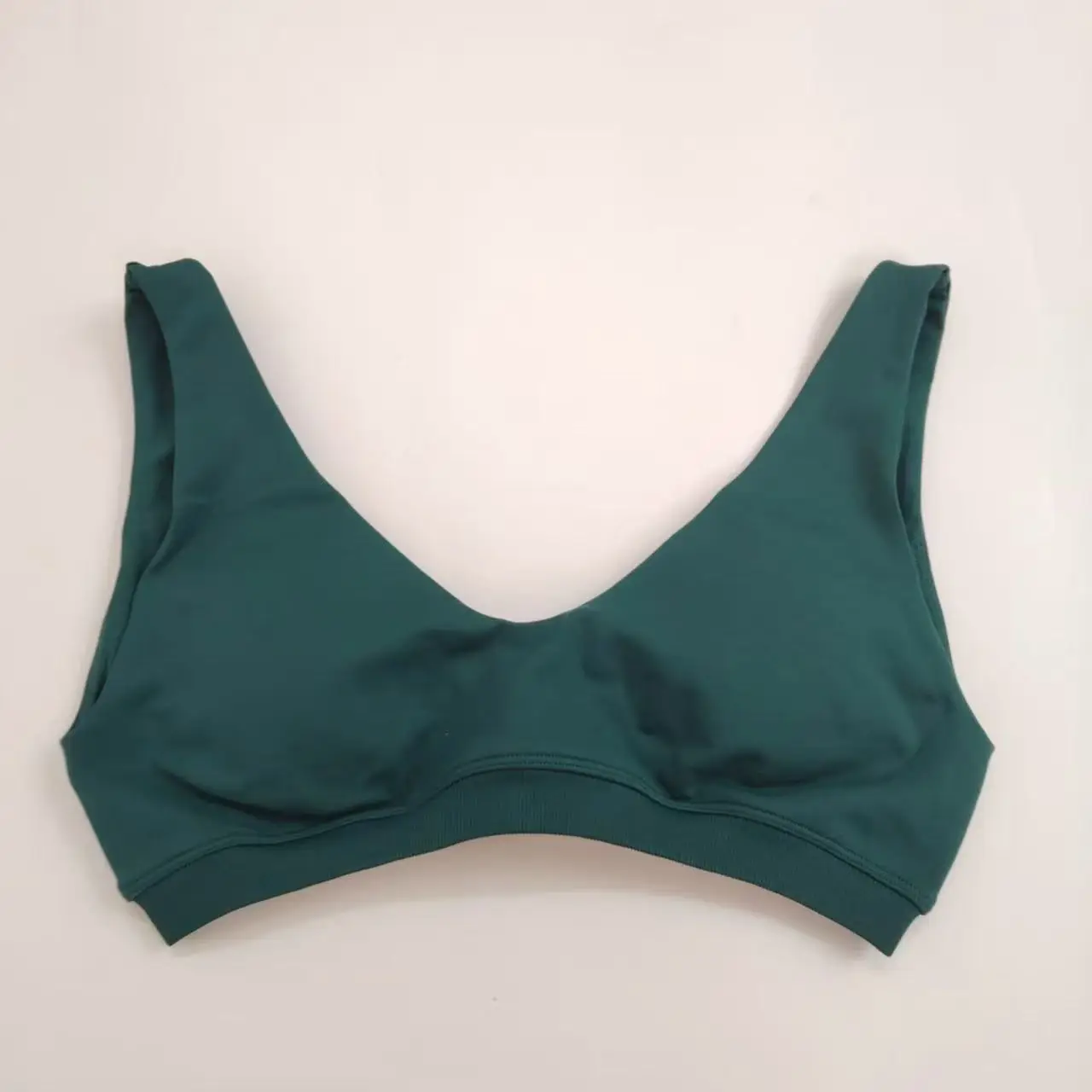 女性用スクープバックレススポーツブラ-vネックシームレスジムトップ-ワークアウトヨガクロップタンクトップ-取り外し可能なパッド付き-プッシュアップブラ