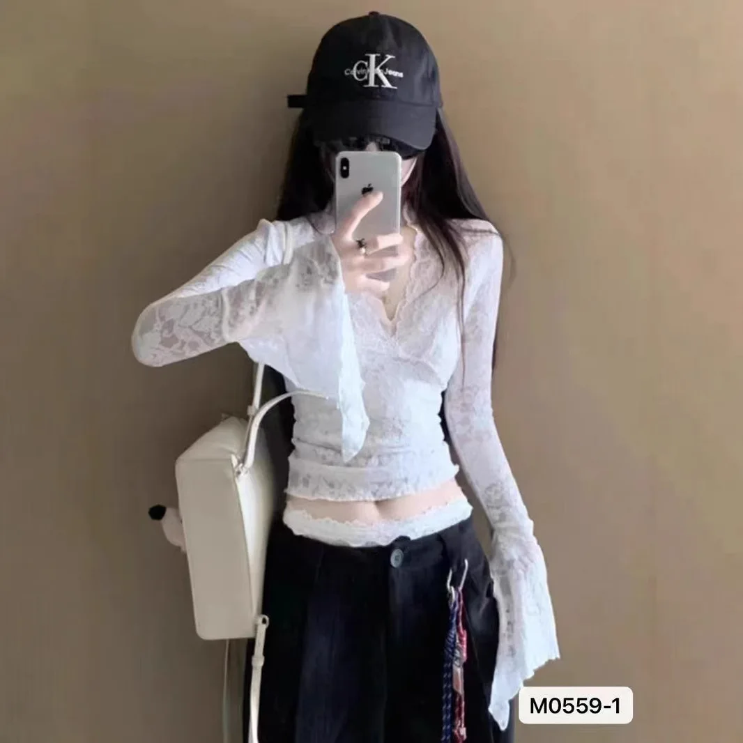 See Through Sexy T-Shirts Fashion Women Flare Long Sleeve Summer Lace Beauty Crop Tops Casual Streetwear V-Neck Chic Tees Wh3